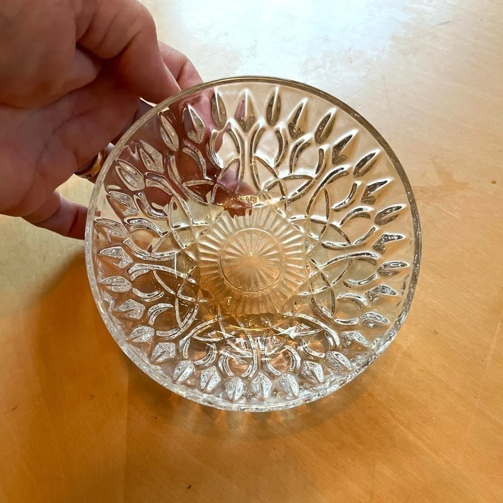 Vintage Pasari Indonesia cut glass Bowl 4”